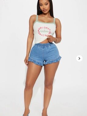 Ruffle denim short brand new